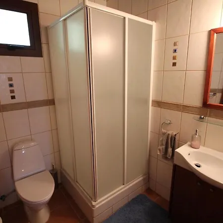 House Of Roses Limisso